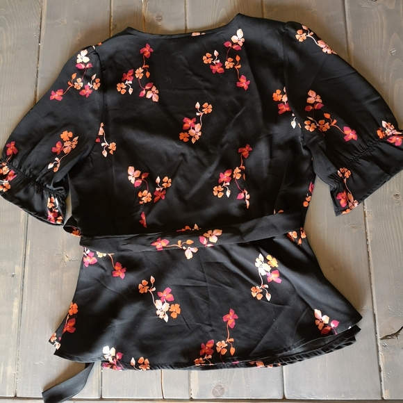 Vero Moda wrap blouse - Picture 4 of 6